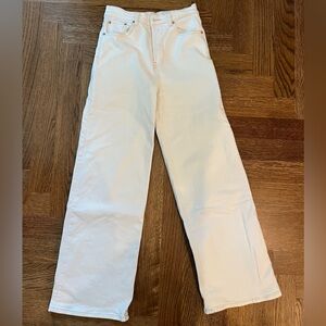 New this season: Rails The Getty Wide Leg Jean in vintage ecru color (size 26)